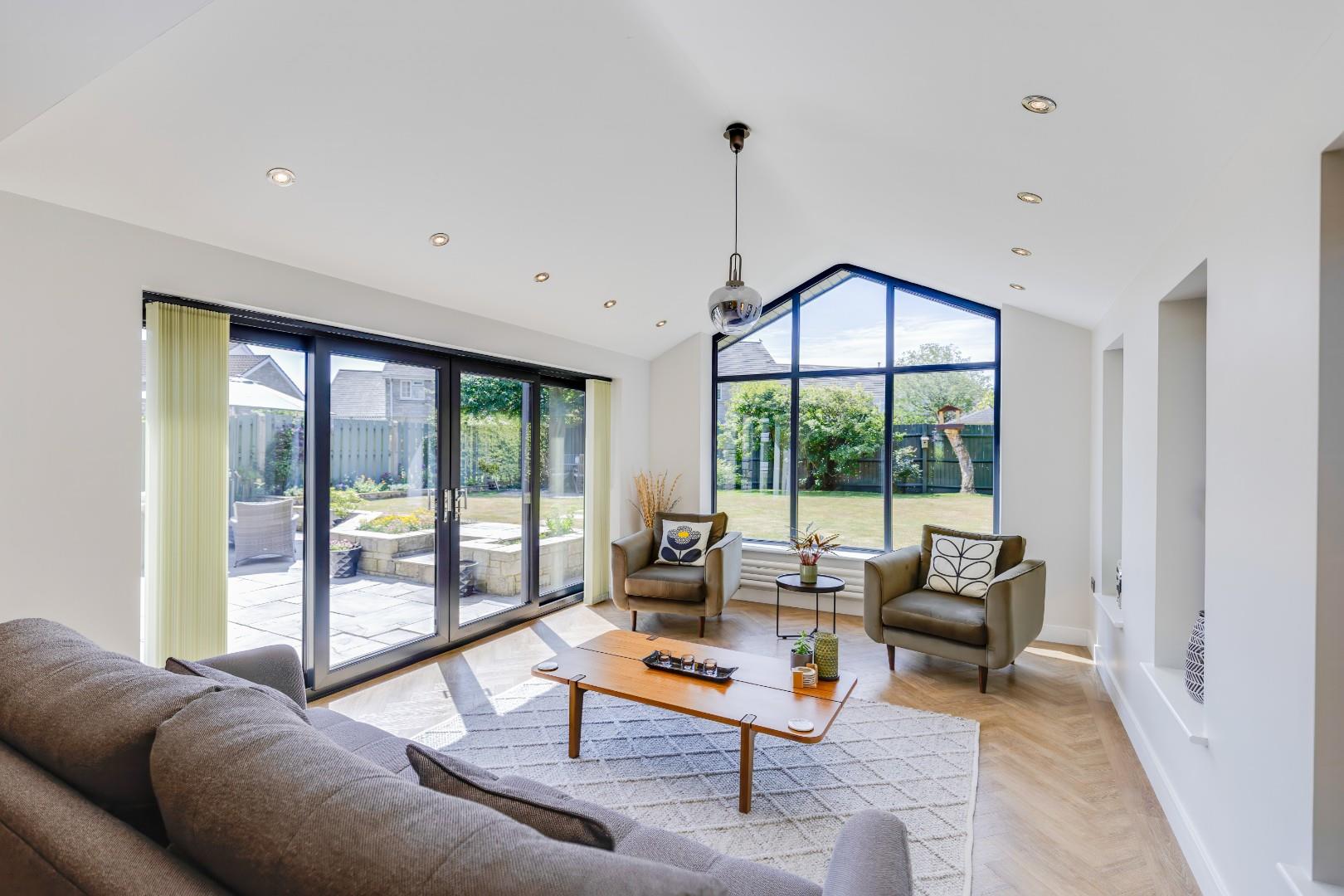 22 Heol Pentre'r Felin, Llantwit Major, Vale Of Glamorgan, CF61 2XS